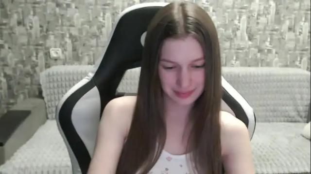 Image 6 of honeyynancyy Stream on Chaturbate on 4 months ago