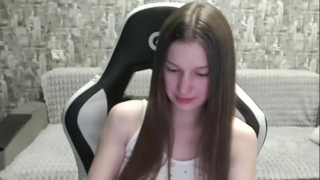 Image 7 of honeyynancyy Stream on Chaturbate on 4 months ago