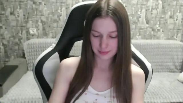 Image 8 of honeyynancyy Stream on Chaturbate on 4 months ago