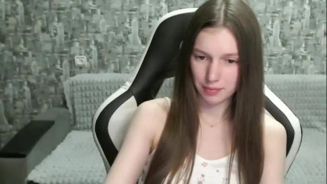 Image 6 of honeyynancyy Stream on Chaturbate on 4 months ago