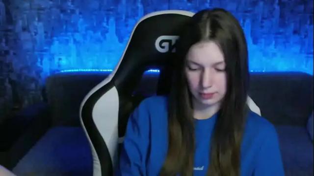 Image 10 of honeyynancyy Stream on Chaturbate on 4 months ago
