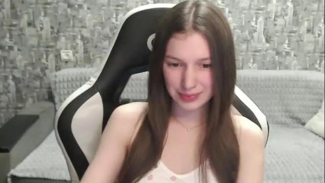 Image 11 of honeyynancyy Stream on Chaturbate on 4 months ago