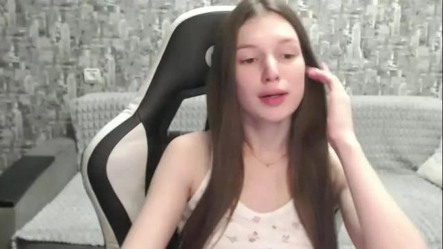 Image 2 of honeyynancyy Stream on Chaturbate on 4 months ago
