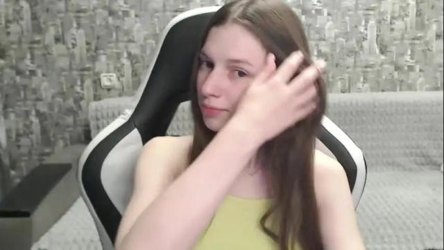 Image 11 of honeyynancyy Stream on Chaturbate on 4 months ago
