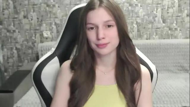 Image 4 of honeyynancyy Stream on Chaturbate on 4 months ago