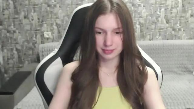 Image 6 of honeyynancyy Stream on Chaturbate on 4 months ago