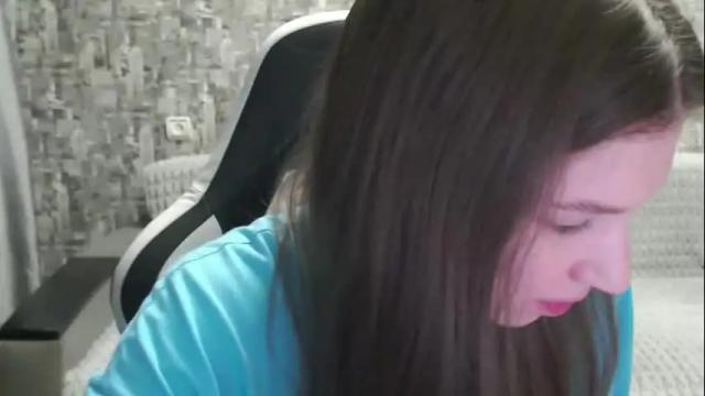 Image 2 of honeyynancyy Stream on Chaturbate on 4 months ago
