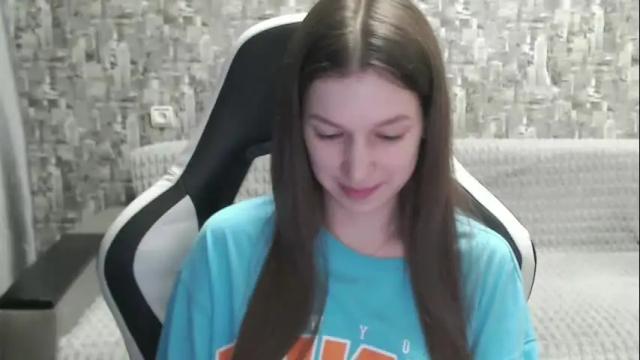 Image 3 of honeyynancyy Stream on Chaturbate on 4 months ago