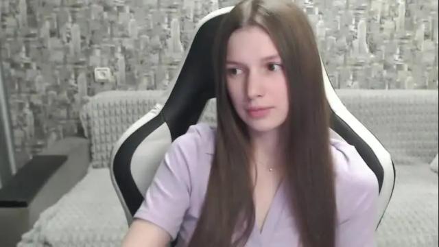 Image 6 of honeyynancyy Stream on Chaturbate on 4 months ago