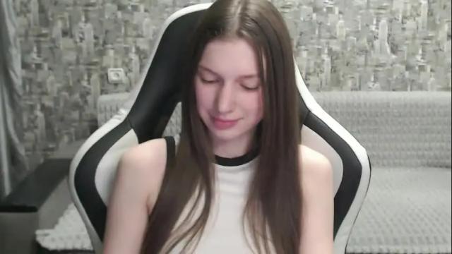 Image 12 of honeyynancyy Stream on Chaturbate on 3 months ago