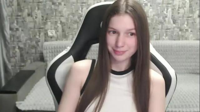 Image 6 of honeyynancyy Stream on Chaturbate on 3 months ago