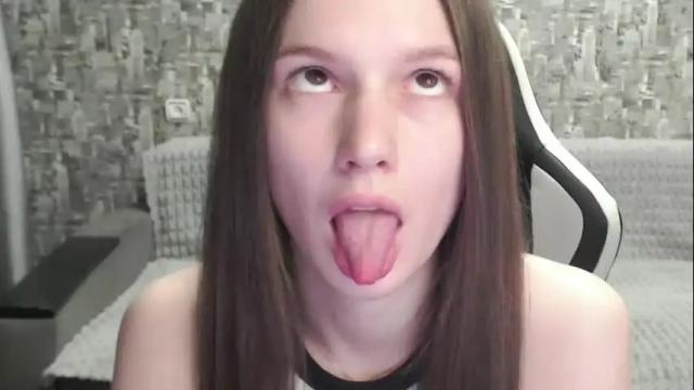 Image 4 of honeyynancyy Stream on Chaturbate on 3 months ago