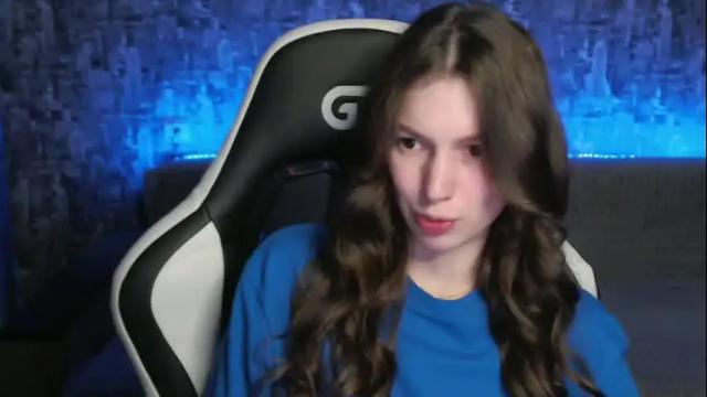 Image 4 of honeyynancyy Stream on Chaturbate on 3 months ago