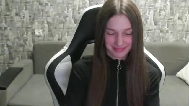 Image 10 of honeyynancyy Stream on Chaturbate on 3 months ago