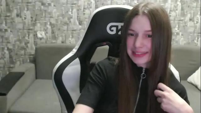 Image 12 of honeyynancyy Stream on Chaturbate on 3 months ago
