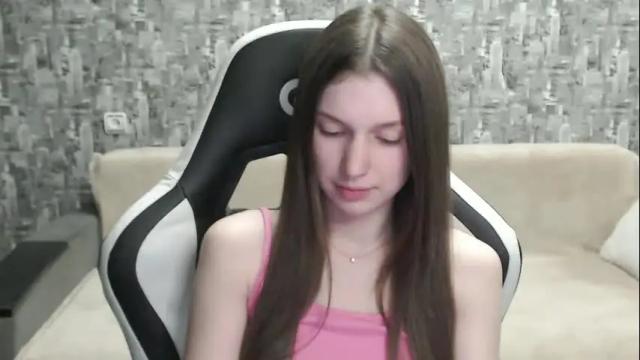 Image 6 of honeyynancyy Stream on Chaturbate on 3 months ago