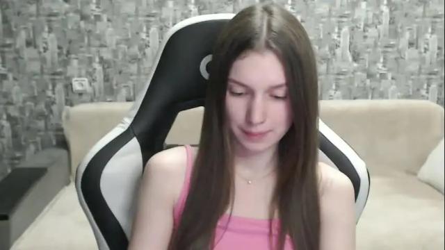 Image 7 of honeyynancyy Stream on Chaturbate on 3 months ago