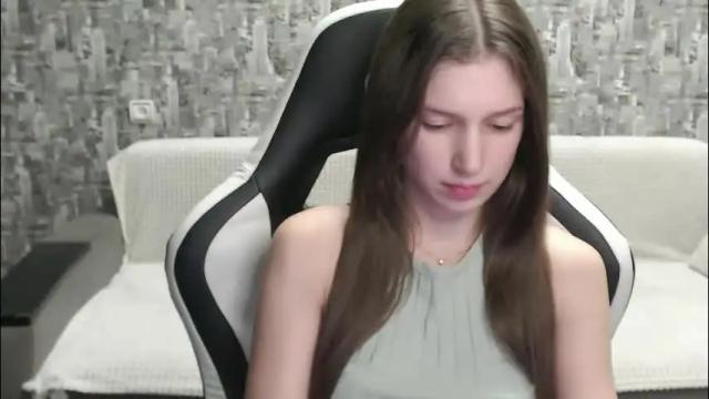 Image 10 of honeyynancyy Stream on Chaturbate on 2 months ago