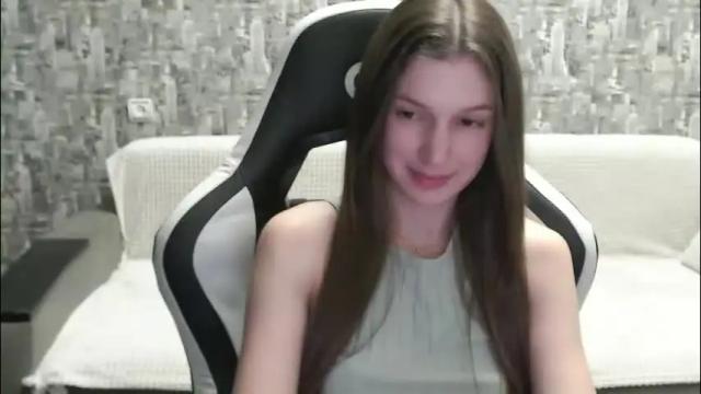 Image 3 of honeyynancyy Stream on Chaturbate on 2 months ago