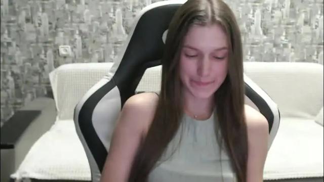 Image 4 of honeyynancyy Stream on Chaturbate on 2 months ago