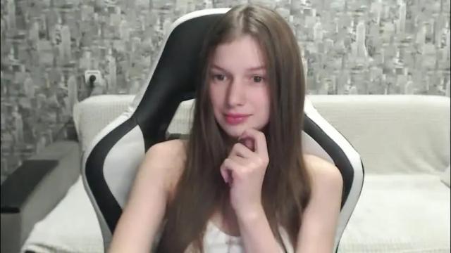 Image 10 of honeyynancyy Stream on Chaturbate on 2 months ago
