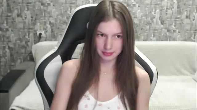 Image 4 of honeyynancyy Stream on Chaturbate on 2 months ago