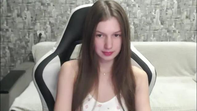 Image 6 of honeyynancyy Stream on Chaturbate on 2 months ago