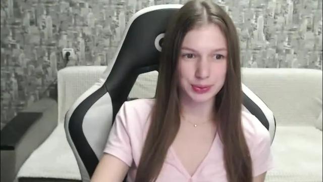 Image 10 of honeyynancyy Stream on Chaturbate on 2 months ago