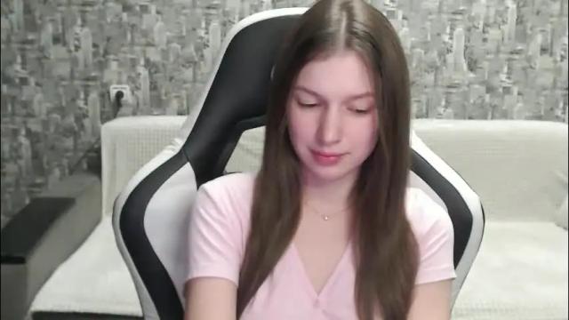 Image 7 of honeyynancyy Stream on Chaturbate on 2 months ago