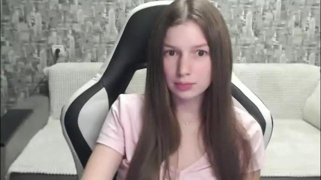 Image 10 of honeyynancyy Stream on Chaturbate on 2 months ago