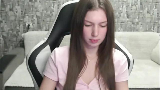 Image 12 of honeyynancyy Stream on Chaturbate on 2 months ago
