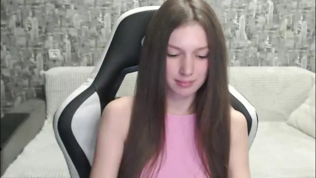 Image 12 of honeyynancyy Stream on Chaturbate on 2 months ago