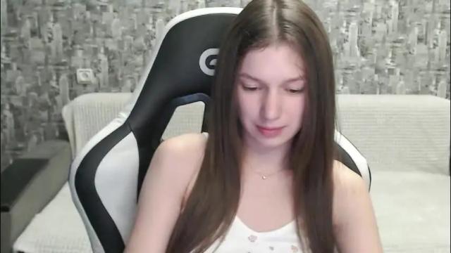 Image 3 of honeyynancyy Stream on Chaturbate on 2 months ago