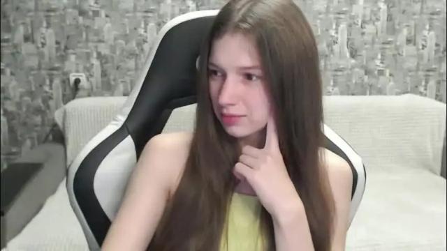 Image 10 of honeyynancyy Stream on Chaturbate on 1 month ago