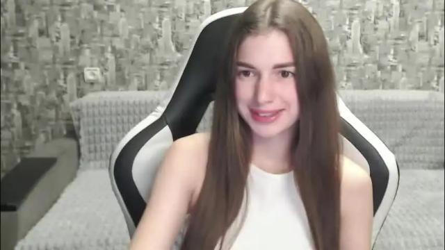 Image 2 of honeyynancyy Stream on Chaturbate on 1 month ago
