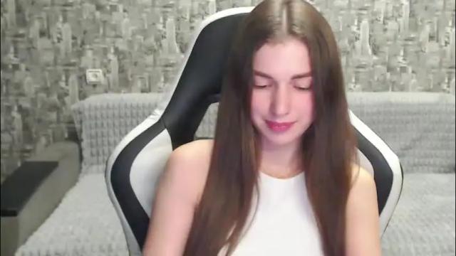 Image 3 of honeyynancyy Stream on Chaturbate on 1 month ago