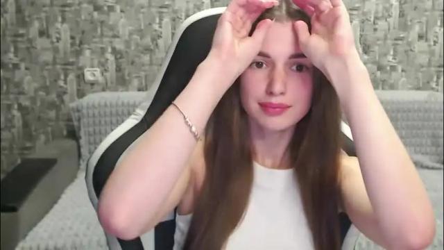 Image 6 of honeyynancyy Stream on Chaturbate on 1 month ago