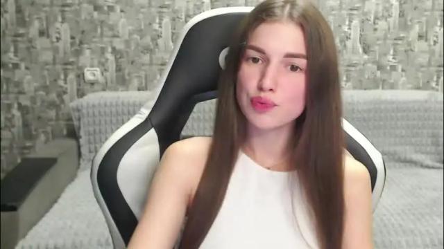 Image 7 of honeyynancyy Stream on Chaturbate on 1 month ago