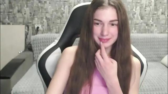 Image 12 of honeyynancyy Stream on Chaturbate on 1 month ago