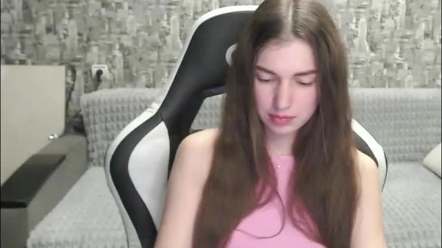 Image 6 of honeyynancyy Stream on Chaturbate on 1 month ago