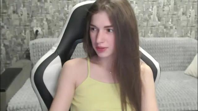Image 4 of honeyynancyy Stream on Chaturbate on 1 month ago