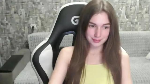 Image 7 of honeyynancyy Stream on Chaturbate on 1 month ago