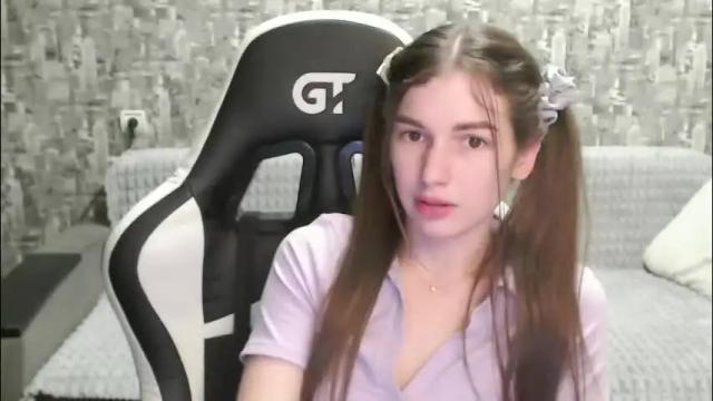 Image 12 of honeyynancyy Stream on Chaturbate on 1 month ago