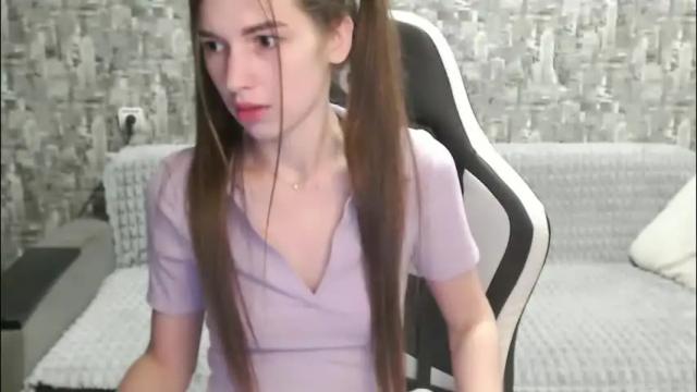 Image 4 of honeyynancyy Stream on Chaturbate on 1 month ago