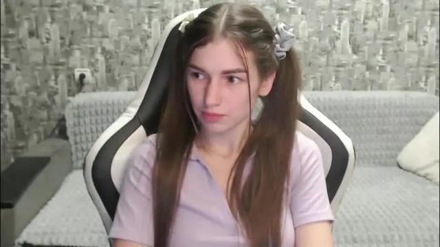 Image 6 of honeyynancyy Stream on Chaturbate on 1 month ago