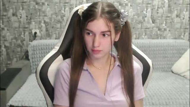 Image 7 of honeyynancyy Stream on Chaturbate on 1 month ago