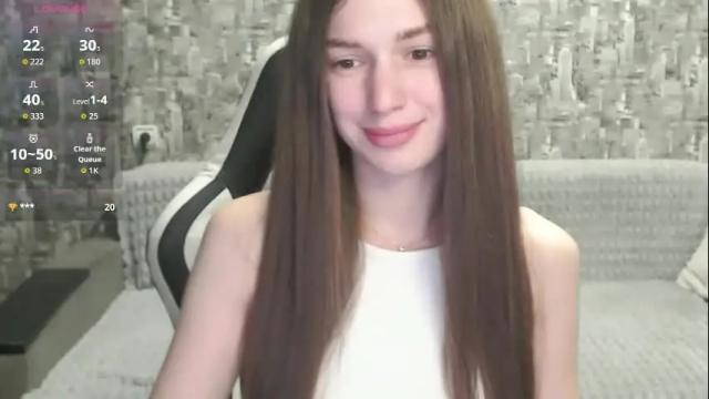 Image 10 of honeyynancyy Stream on Chaturbate on 1 month ago