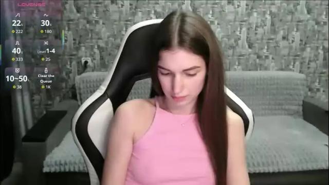 Image 8 of honeyynancyy Stream on Chaturbate on 3 days ago