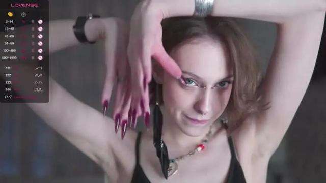 Image 8 of hoolybunny Stream on Chaturbate on 21 months ago