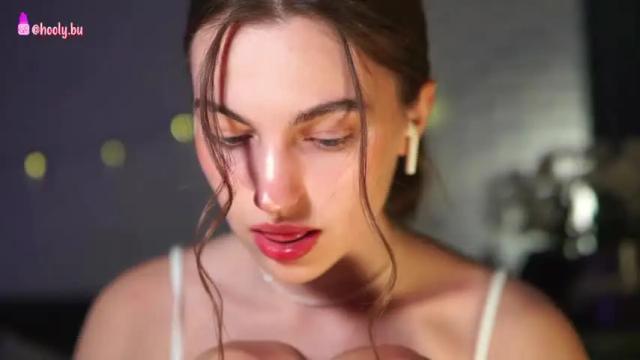 Image 4 of hoolybunny Stream on Chaturbate on 13 months ago